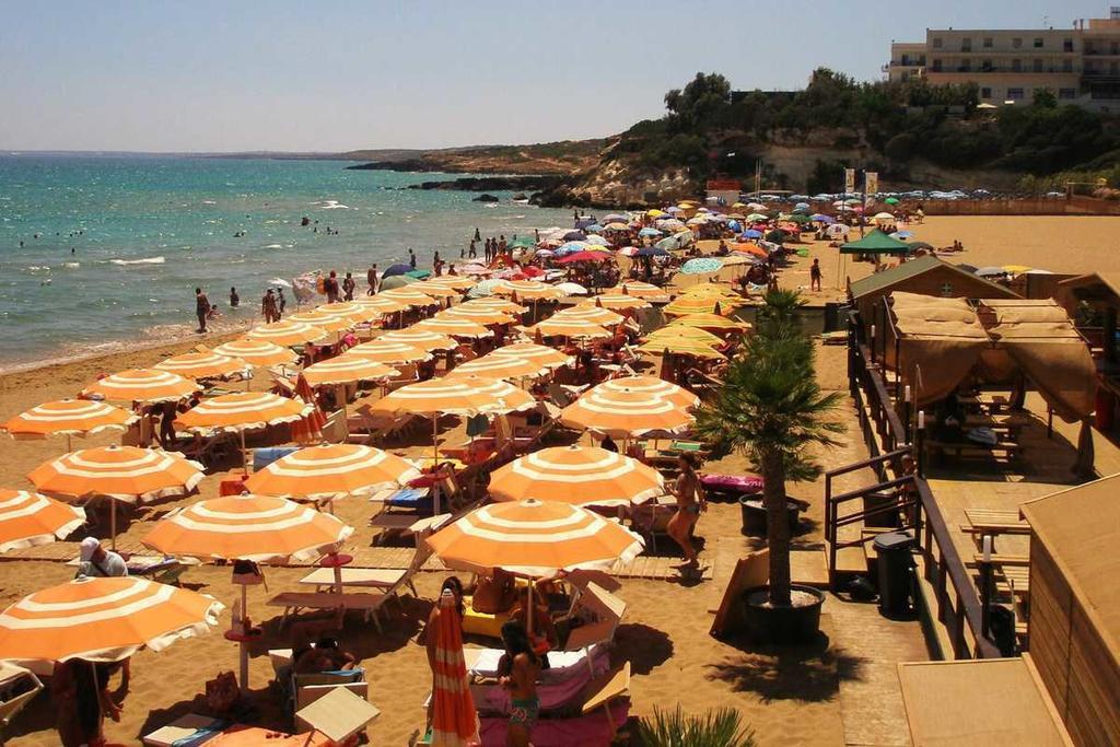 Le Tre Rose Di Maria Bed & Breakfast Noto Exterior photo