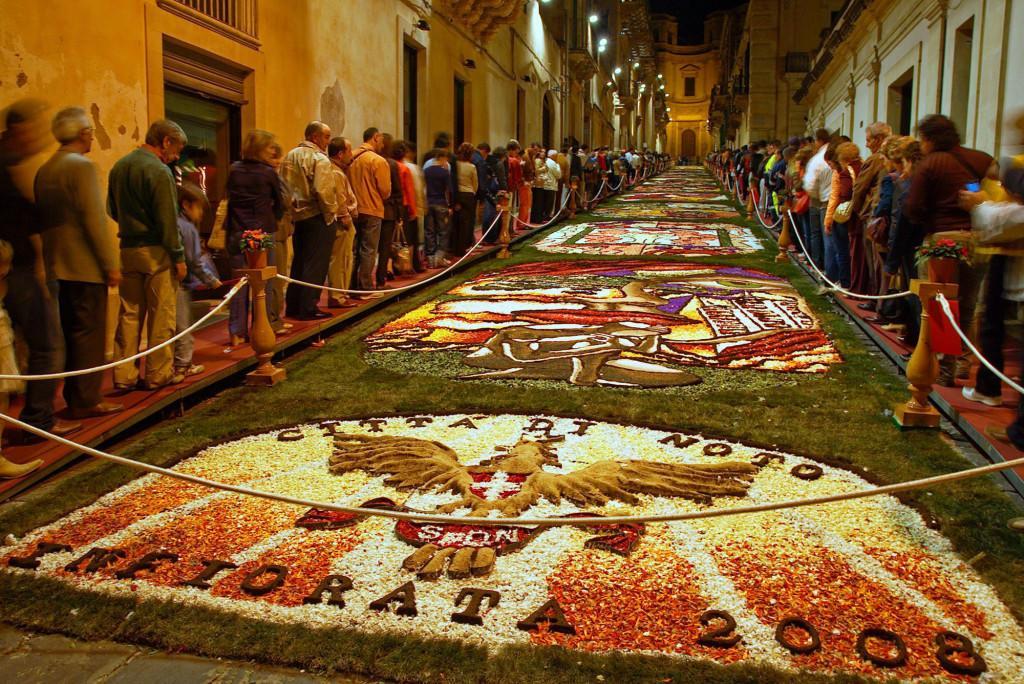 Le Tre Rose Di Maria Bed & Breakfast Noto Exterior photo